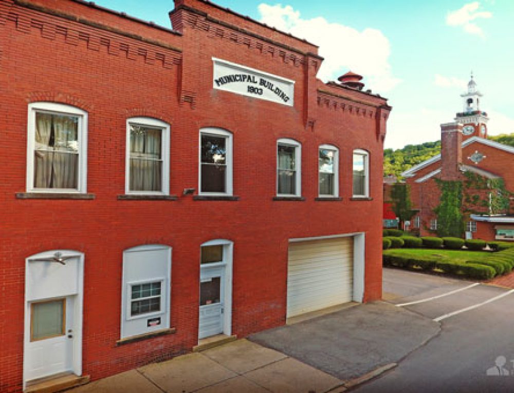 Smuckers Saves Jobs - New Bethlehem PA Peanut Butter Factory Will